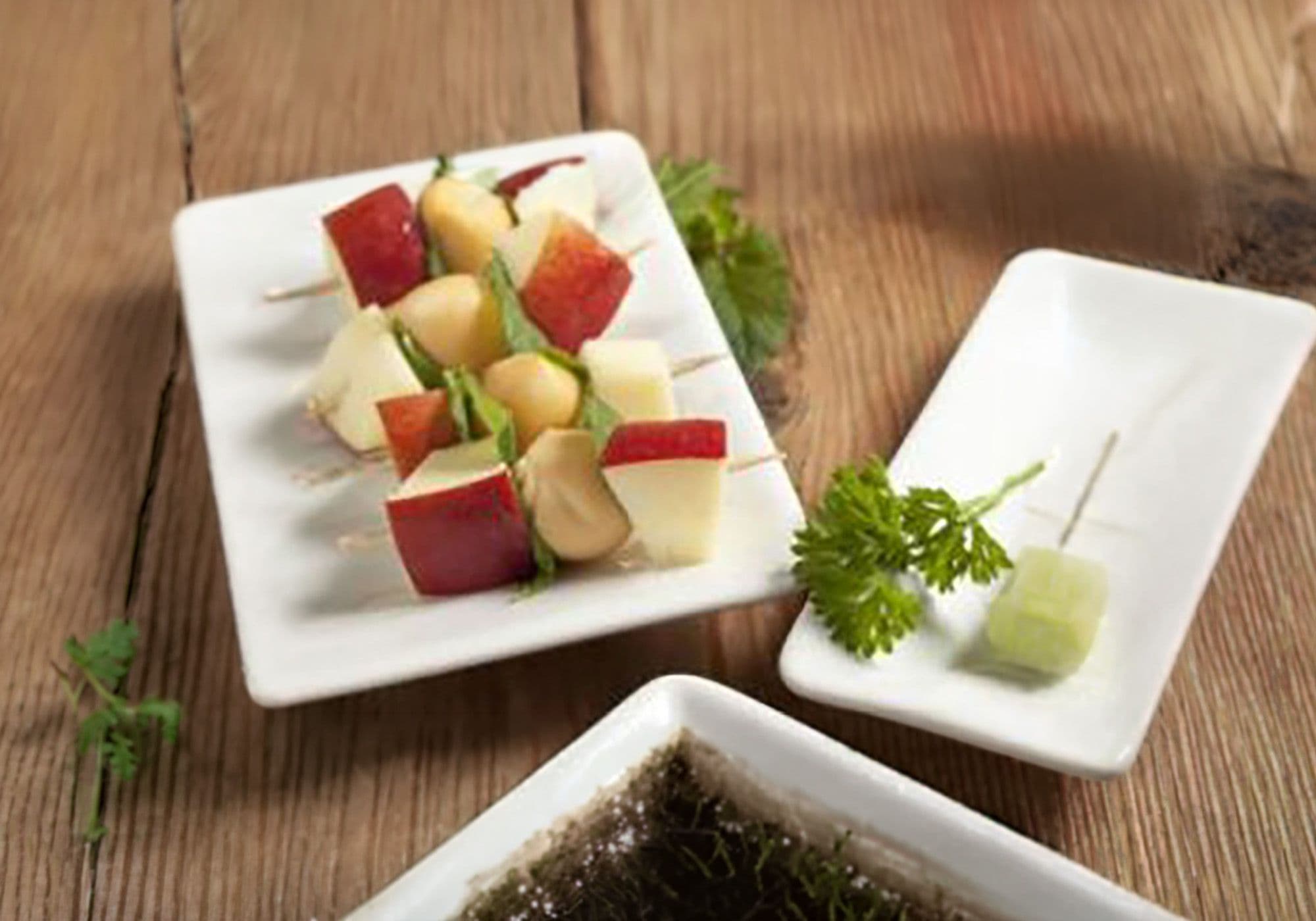 Špízy s uzenými kuličkami.jpg